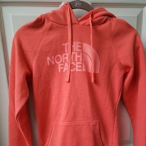 The North Face hoodie sweater with front pocket